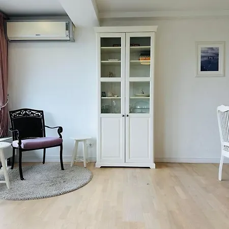 Daukanto Sea View Apartment, By Luxuryrent شقة