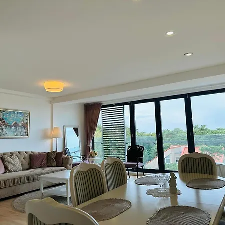 Daukanto Sea View Apartment, By Luxuryrent *